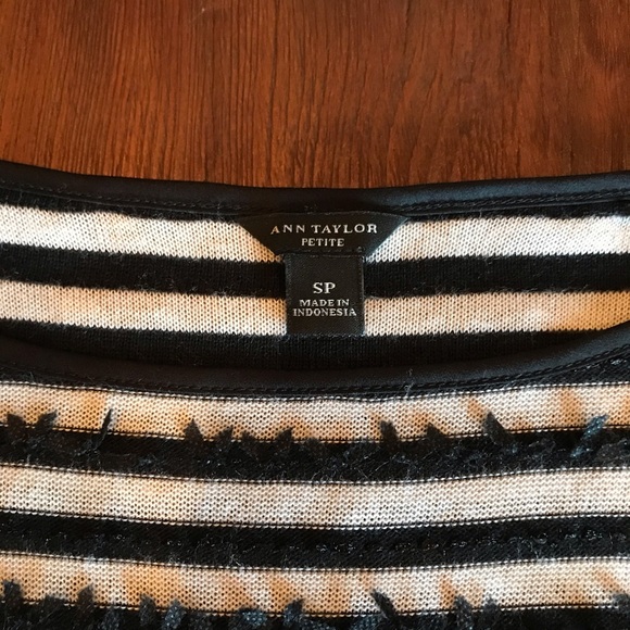 Ann Taylor Petite Black & White Top - Picture 4 of 8